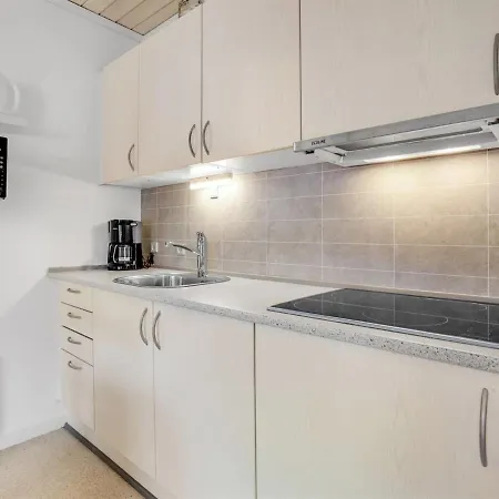Hardo - 75m From The Sea By Interhome *