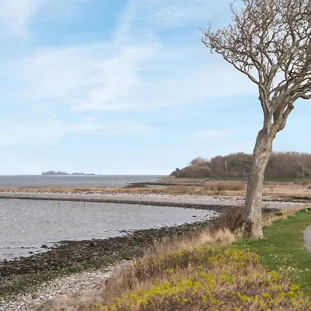 Apartment Hardo - 75m From The Sea In Funen By Interhome *